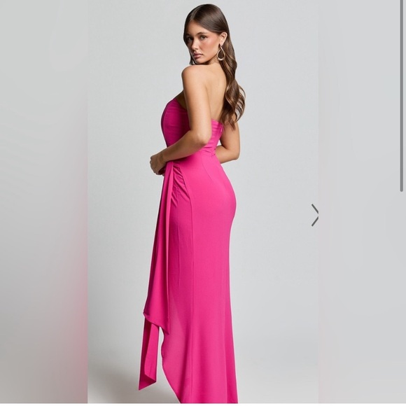 NWT SHOWPO revolve ABIGAIL MAXI DRESS - BODICE TIE DRESS IN MULBERRY - Picture 2 of 4